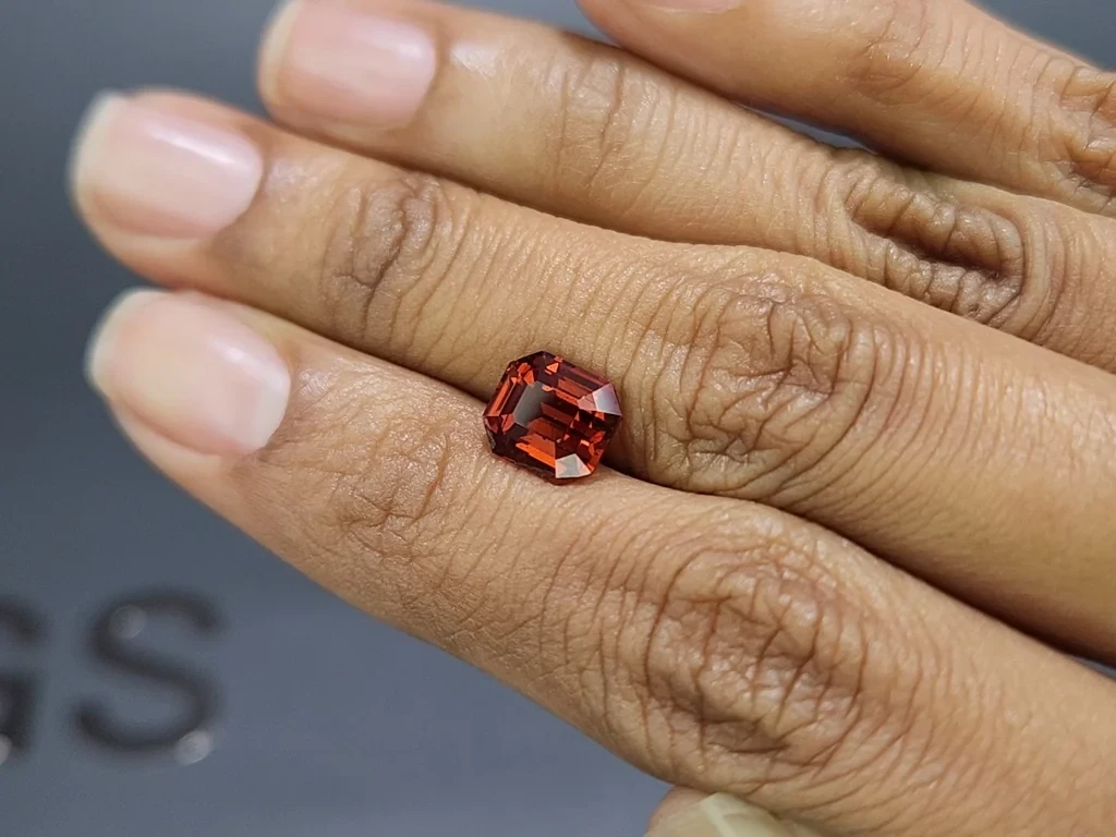 Garnet spessartine octagon cut 3.37 carats, Tanzania Image №2