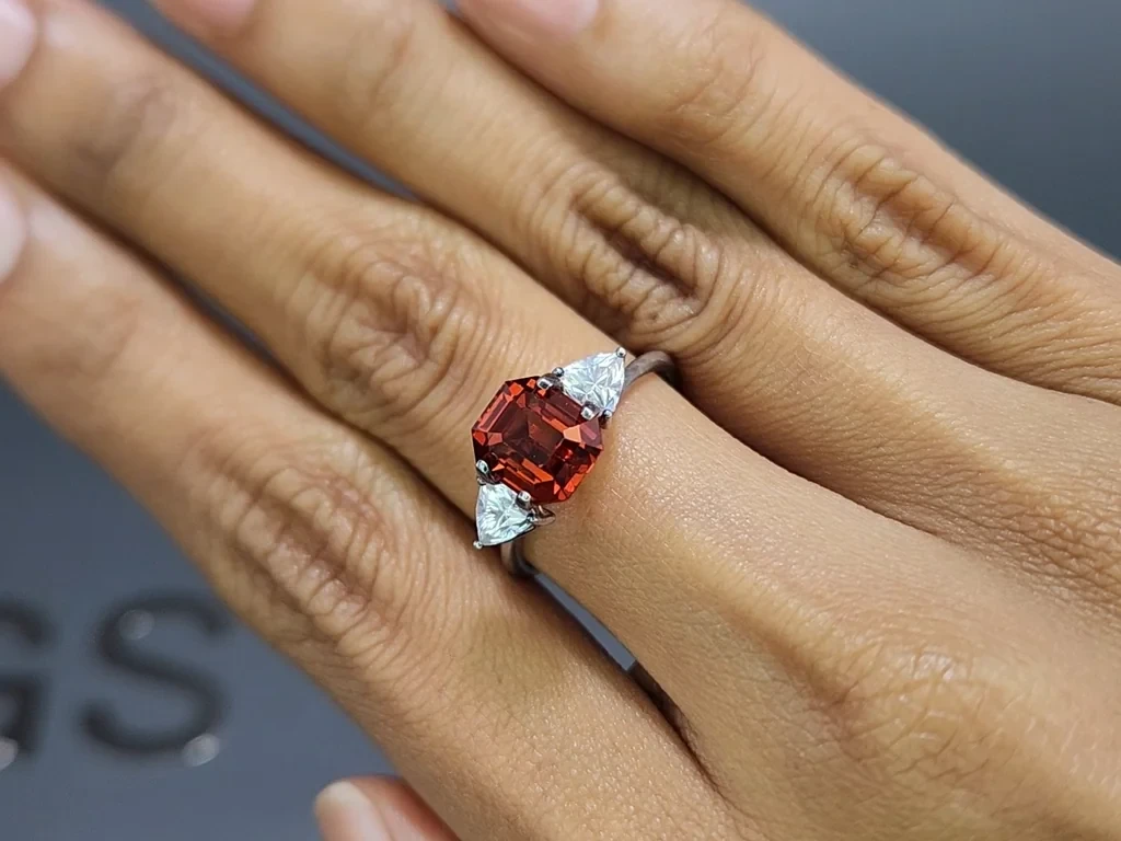 Garnet spessartine octagon cut 3.37 carats, Tanzania Image №5