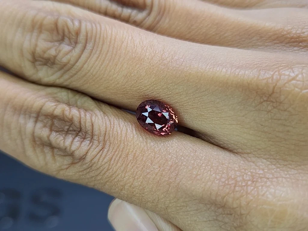 Sapphire Padparadscha oval cut 3.01 carats, Sri Lanka Image №2