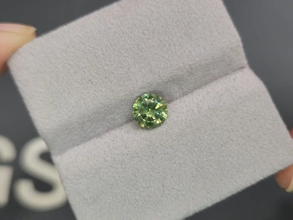 Ural demantoid 1.18 ct Image №4