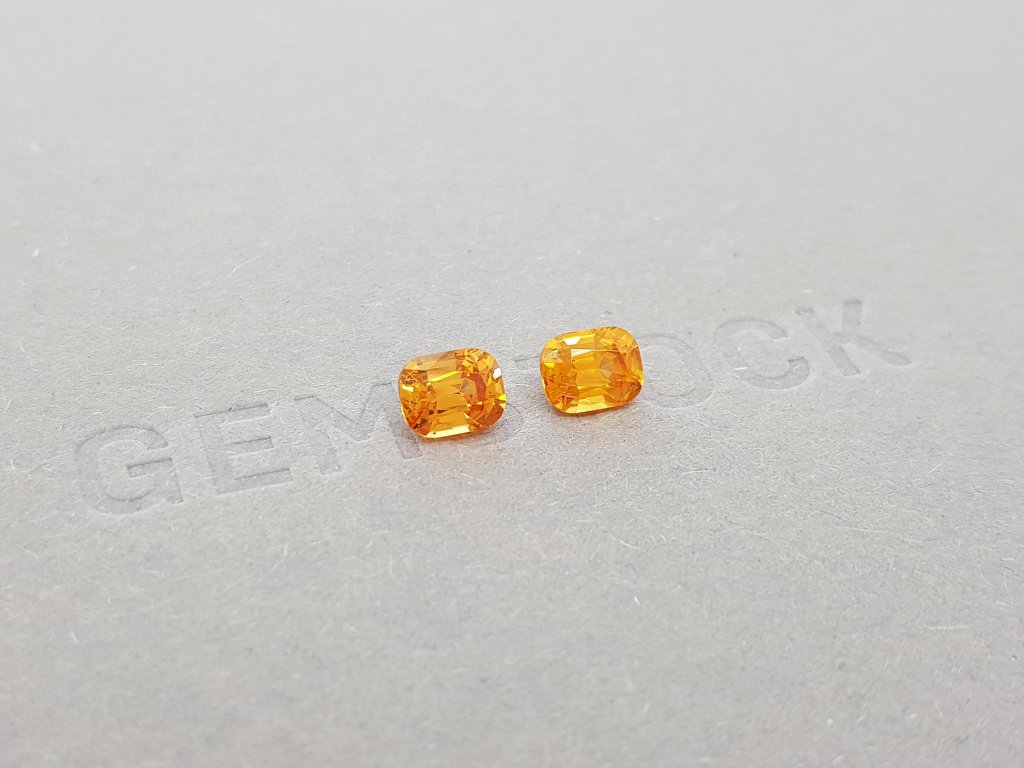 Pair of bright cushion cut spessartines 2.11 ct, Nigeria Image №3