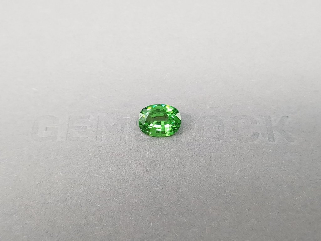 Vivid green tsavorite garnet in cushion cut 1.35 ct, Africa Image №1