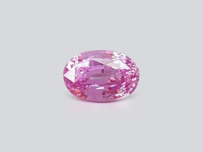 Oval cut Padparadscha sapphire 3.45 ct, Sri Lanka photo