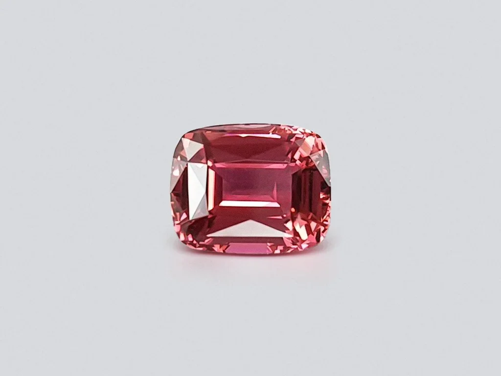 Intense pink-orange tourmaline in cushion cut 4.04 ct, Africa Image №1