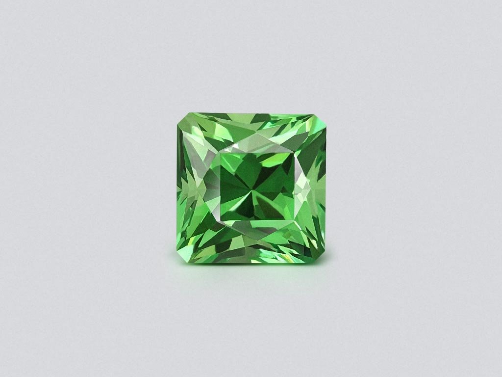 Intense green tsavorite garnet in radiant cut 1.64 carats, Tanzania Image №1