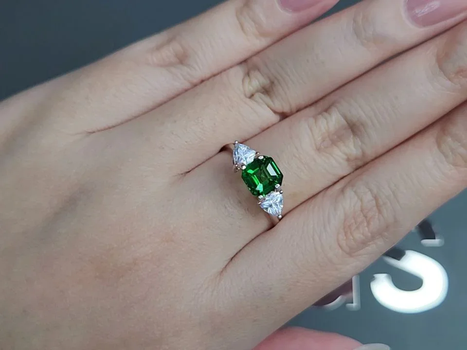 Vivid green tsavorite garnet in octagon cut 1.56 carats, Tanzania  Image №5