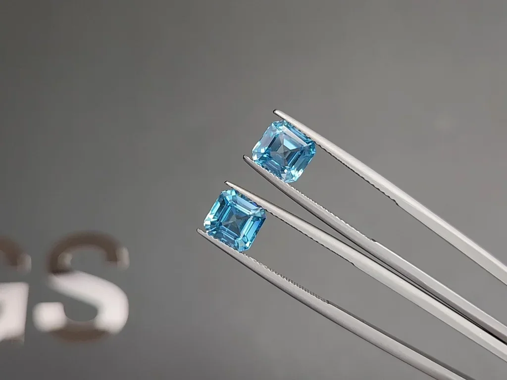Pair of blue zircons  asscher cut 5.49 carats, Cambodia Image №3