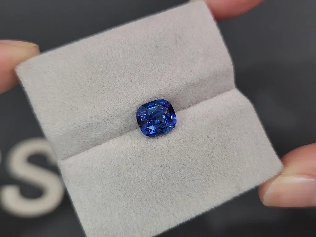 Blue sapphire cushion cut 3.03 carats, Sri Lanka Image №4