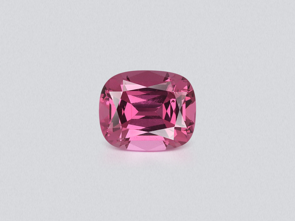 Garnet rhodolite cushion cut  0.90 carats, Madagascar Image №1