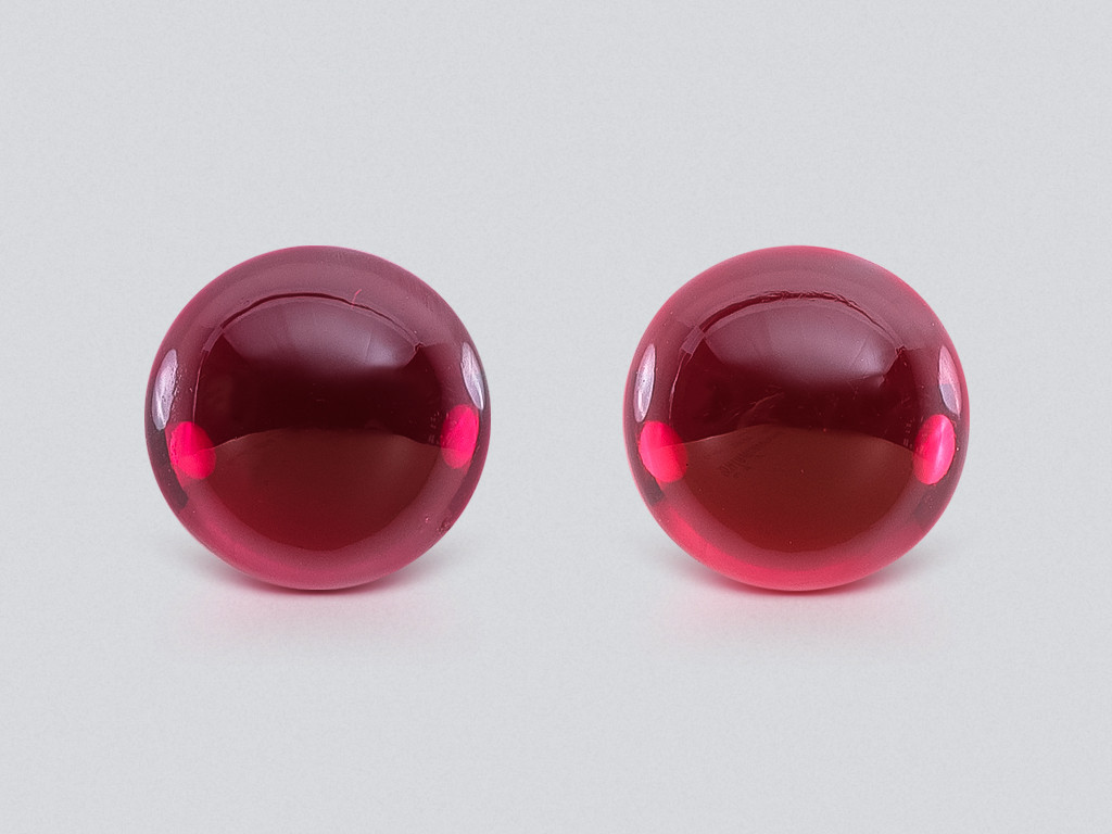 Pair of rhodolite garnets cabochon cut 5.63 carats, Madagascar Image №1