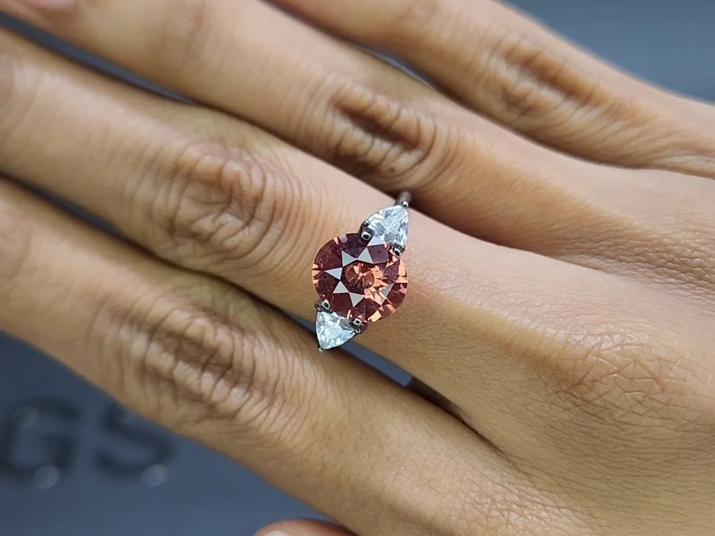 Sapphire Padparadscha oval cut 3.29 carats, Sri Lanka Image №5