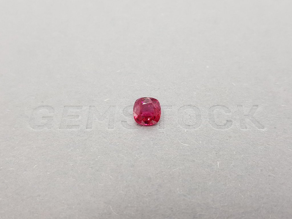 Cushion cut red spinel 0.97 ct, Burma Image №1