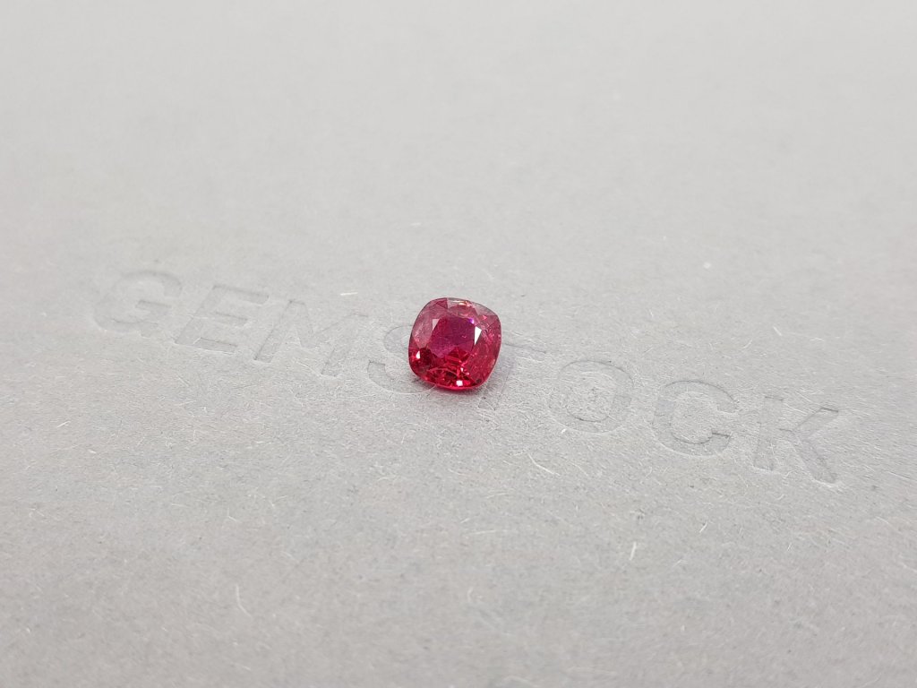 Cushion cut red spinel 0.97 ct, Burma Image №3