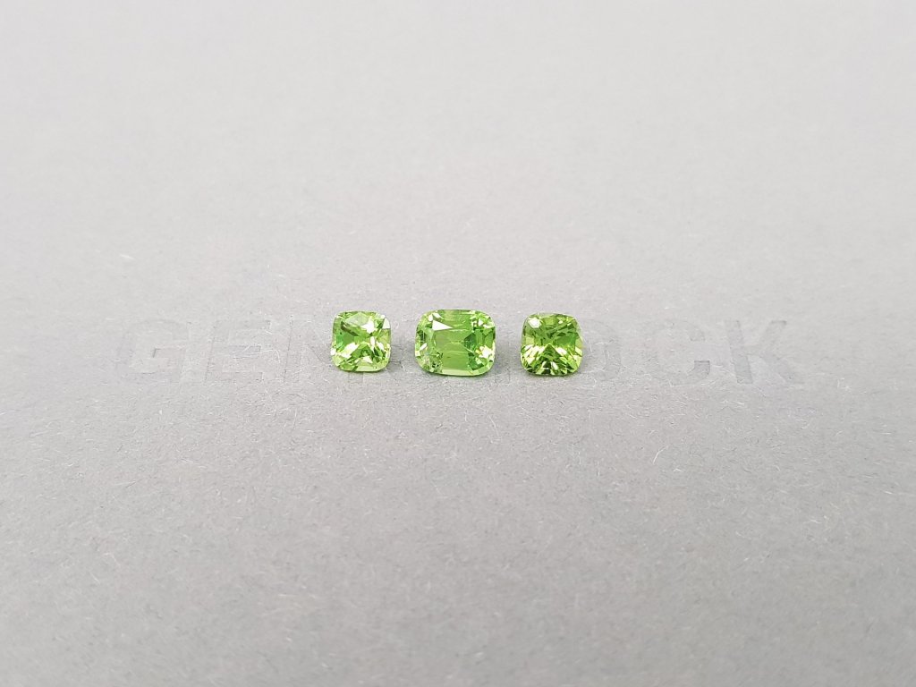 Set of green tsavorite garnets in cushion cut 1.86 ct Image №2