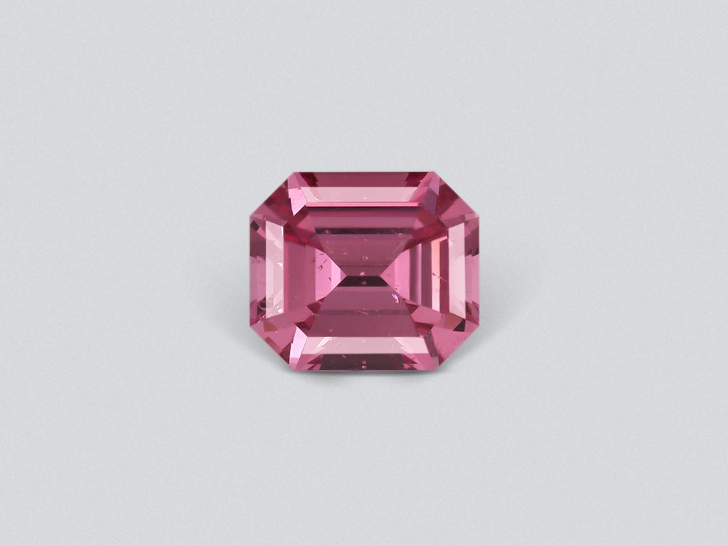 Pamir pink spinel in octagon cut 3.70 ct, Tajikistan Image №1