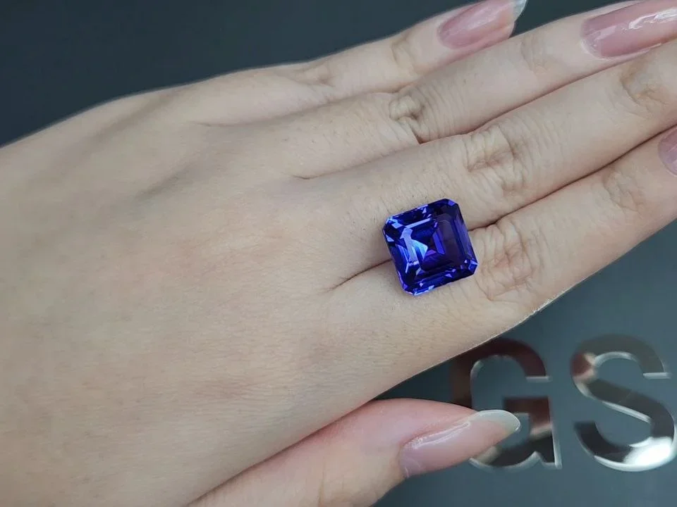 Intense blue asscher cut tanzanite 11.53 carats, Tanzania Image №2