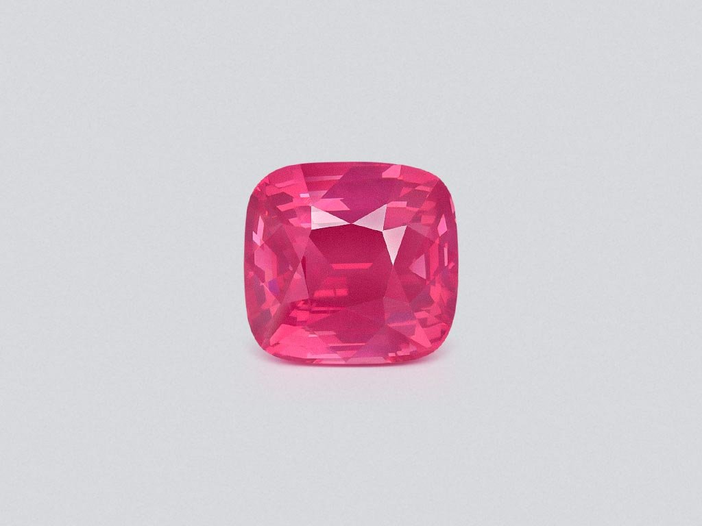 Vivid pink Mahenge shinel in cushion cut 3.53 carats, Tanzania Image №1