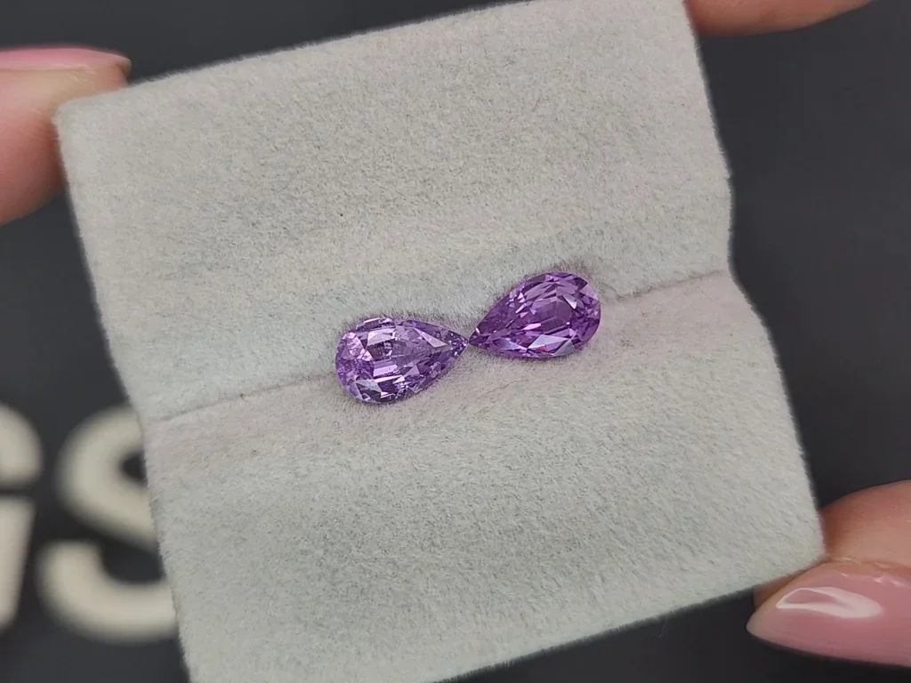 Pair of unheated purple sapphires pear cut 2.50 carats, Madagascar Image №4