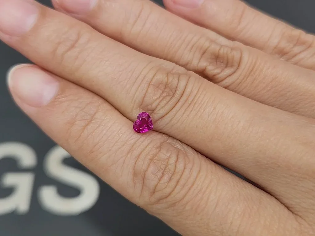 Unheated ruby heart shape 0.60 carats, Burma (Mogok)  Image №2