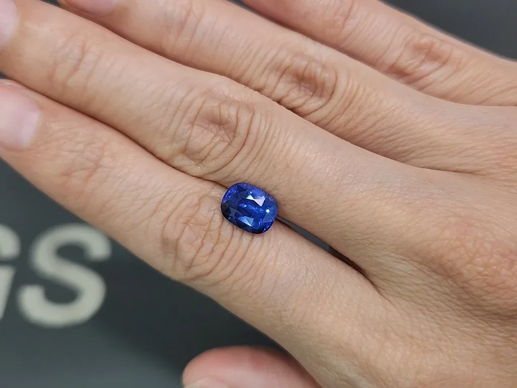 Unheated blue sapphire  cushion cut 3.02 carats, Sri Lanka Image №2
