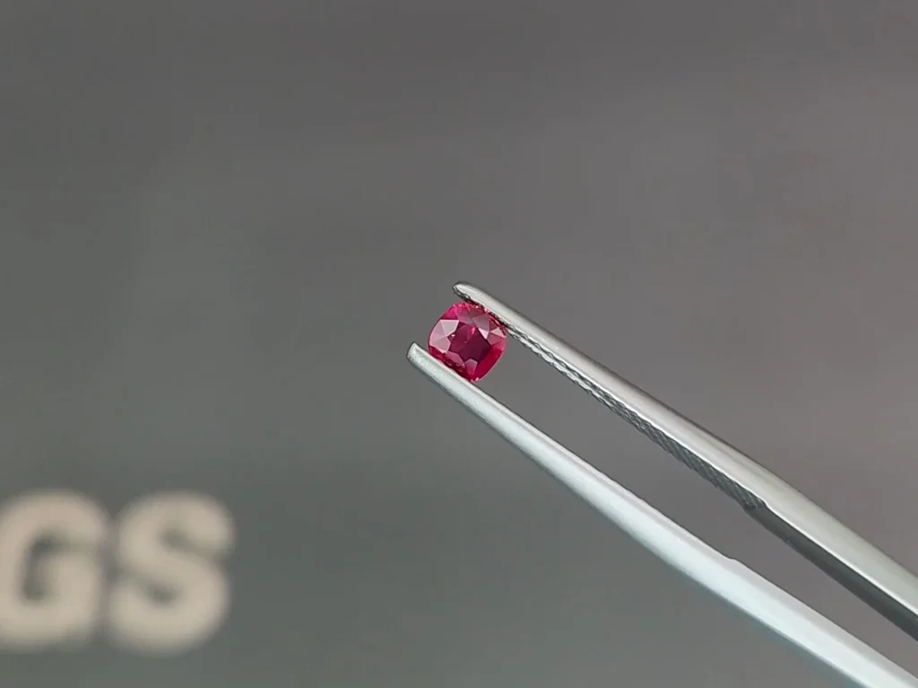 Unheated ruby Pigeon blood cushion cut 0.37 carats, Burma  Image №3