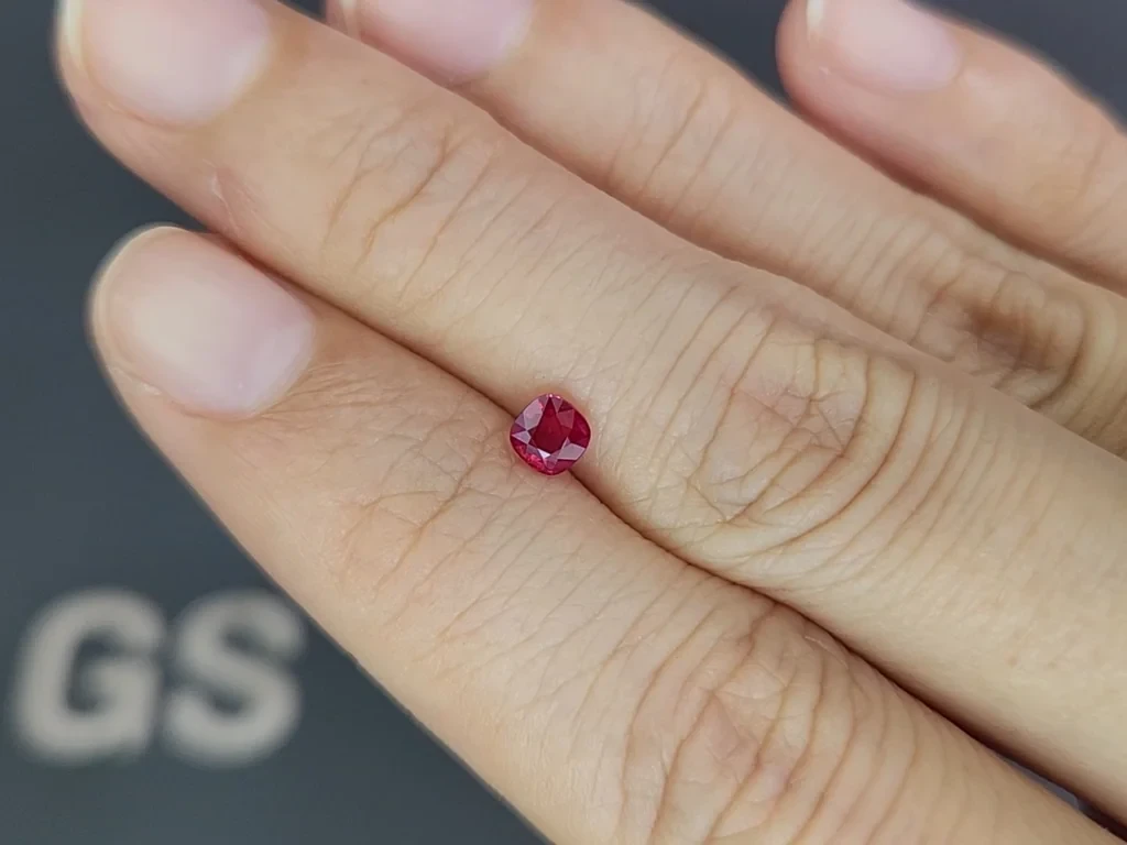 Unheated ruby Pigeon blood cushion cut 0.37 carats, Burma  Image №2