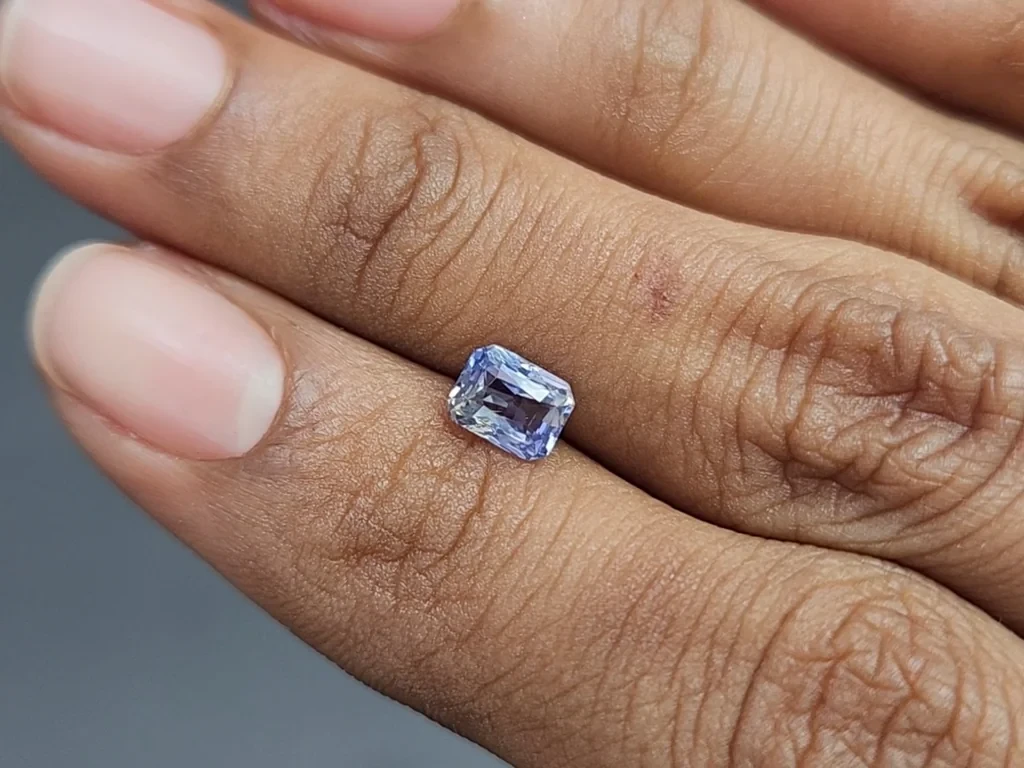 Unheated sapphire Bi-color radiant cut 1.14 carats, Madagascar Image №2