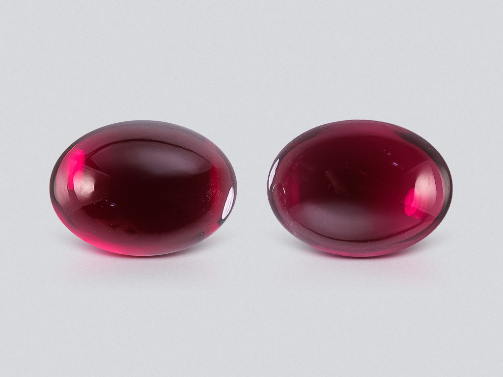 Pair of rhodolite garnets cabochon cut  8.45 carats, Madagascar Image №1