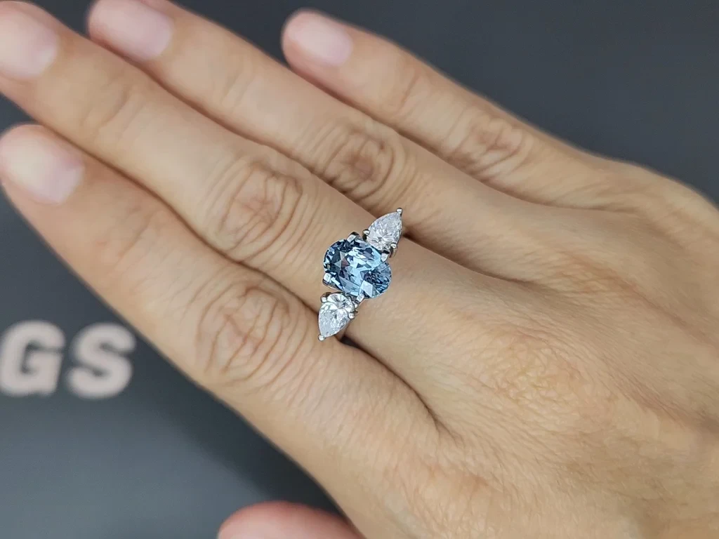 Blue sapphire oval cut 2.08 carats, Sri Lanka Image №5