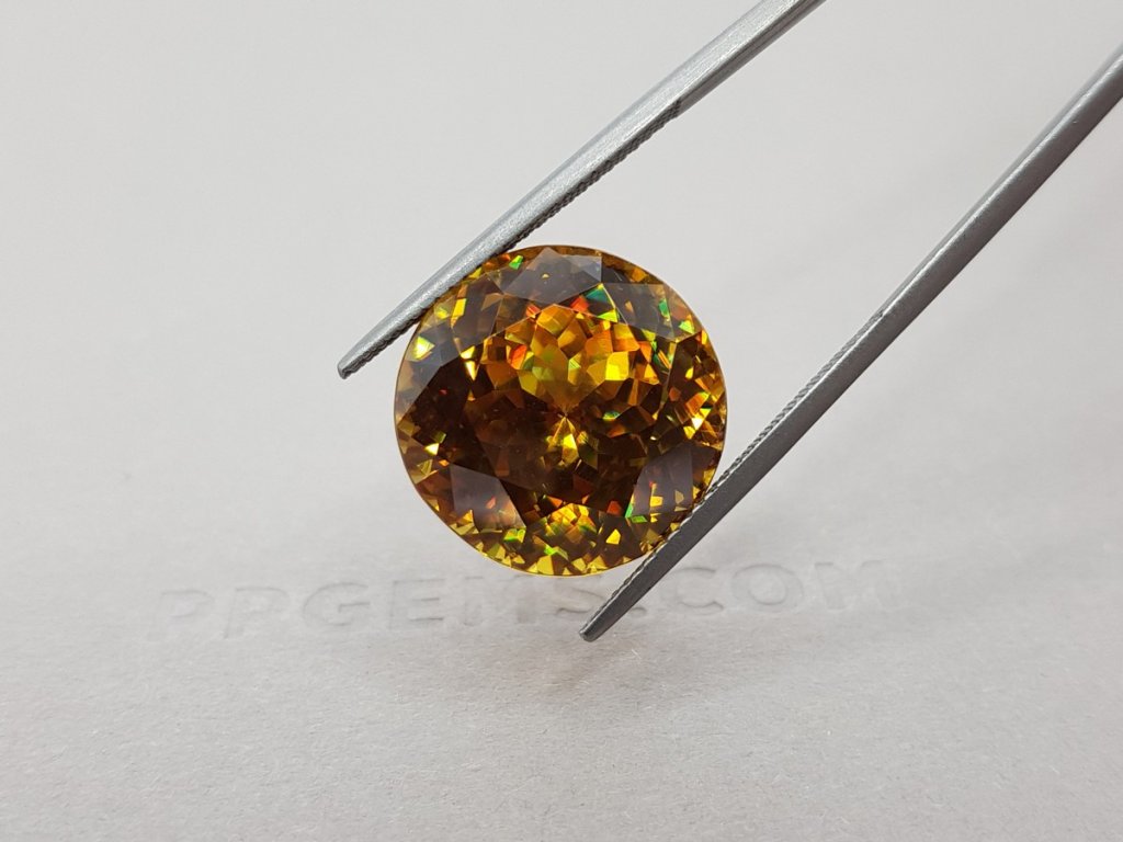 Large golden cognac sphene, 20.47 carats Image №4