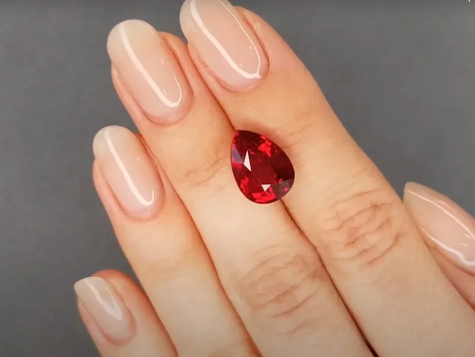 Investment unheated ruby 7.04 ct Vibrant Red - Pigeon's blood, Mozambique, GRS Platinum Image №2