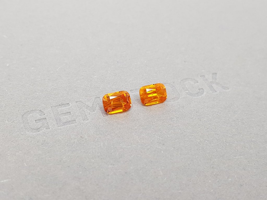 Pair of Cushion cut Fanta Spessartines 2.10 ct, Nigeria Image №3