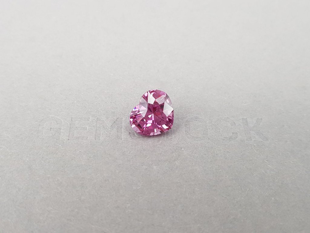 Rare pink Malaya garnet in heart shape 4.65 ct, Tanzania Image №1