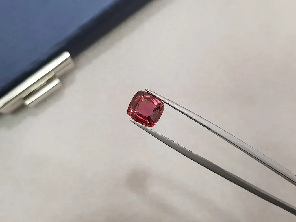 Orange-red cushion cut rubellite 2.59 ct, Africa Image №3
