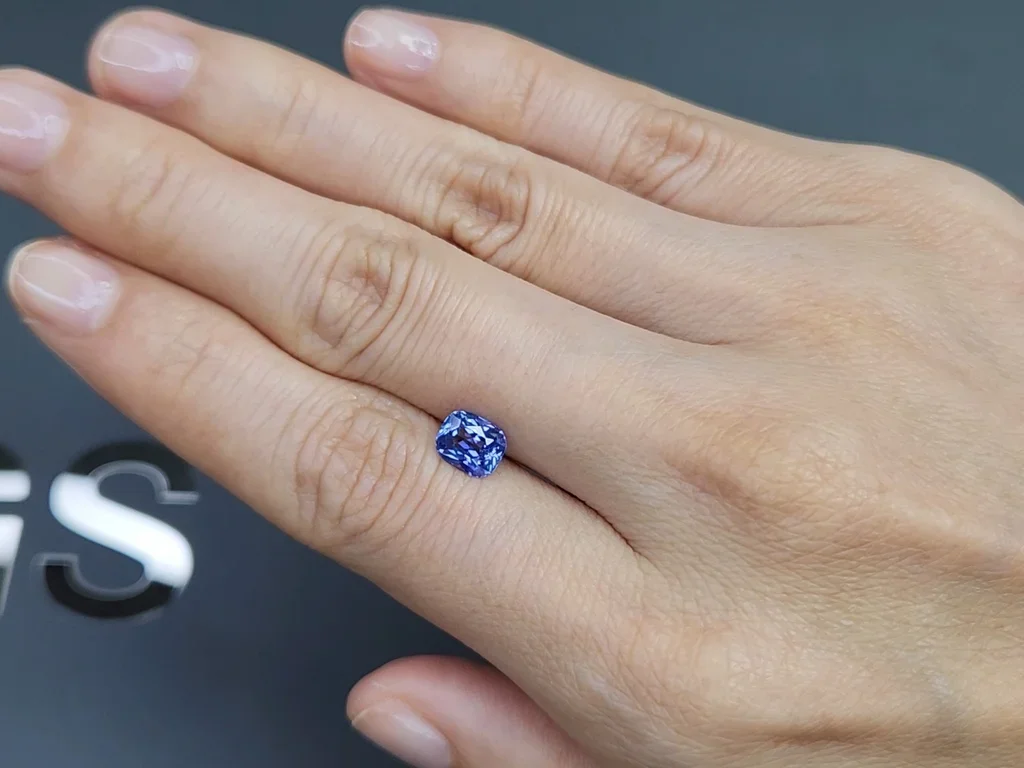 Cornflower blue cushion cut sapphire 1.38 carats, Sri Lanka Image №2