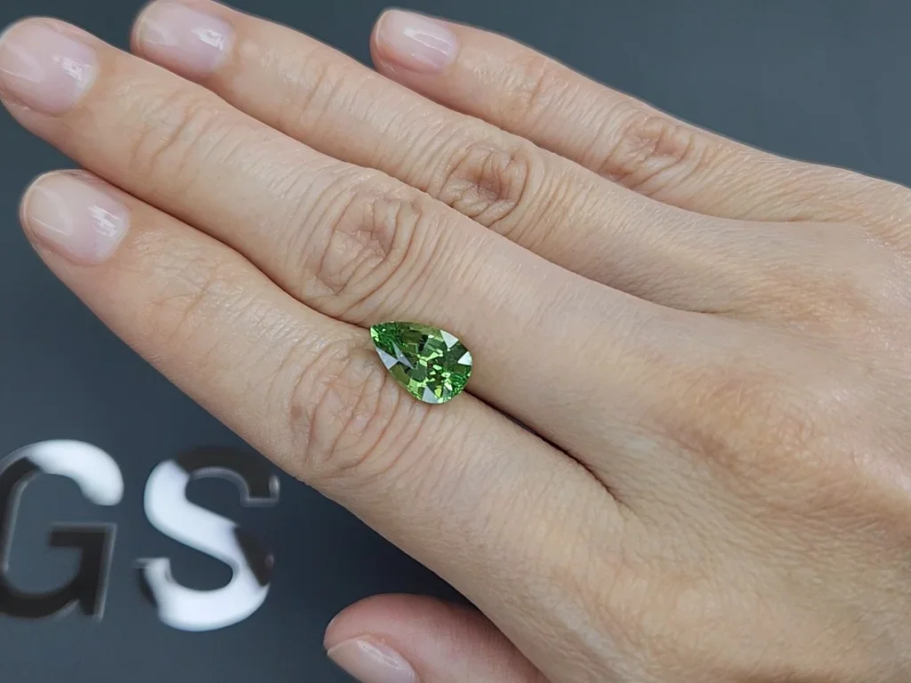 Vibrant green grossular garnet in pear cut 3.12 carats, Tanzania  Image №2
