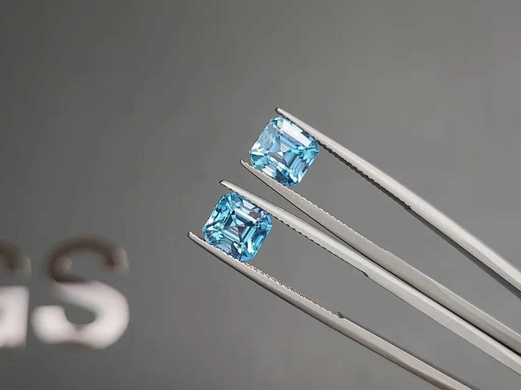 Pair of blue zircons asscher cut  6.51carats, Cambodia Image №3