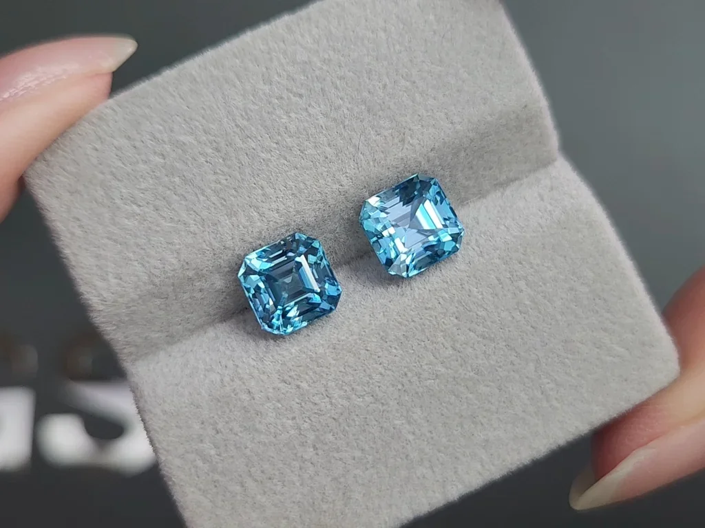 Pair of blue zircons asscher cut  6.51carats, Cambodia Image №4