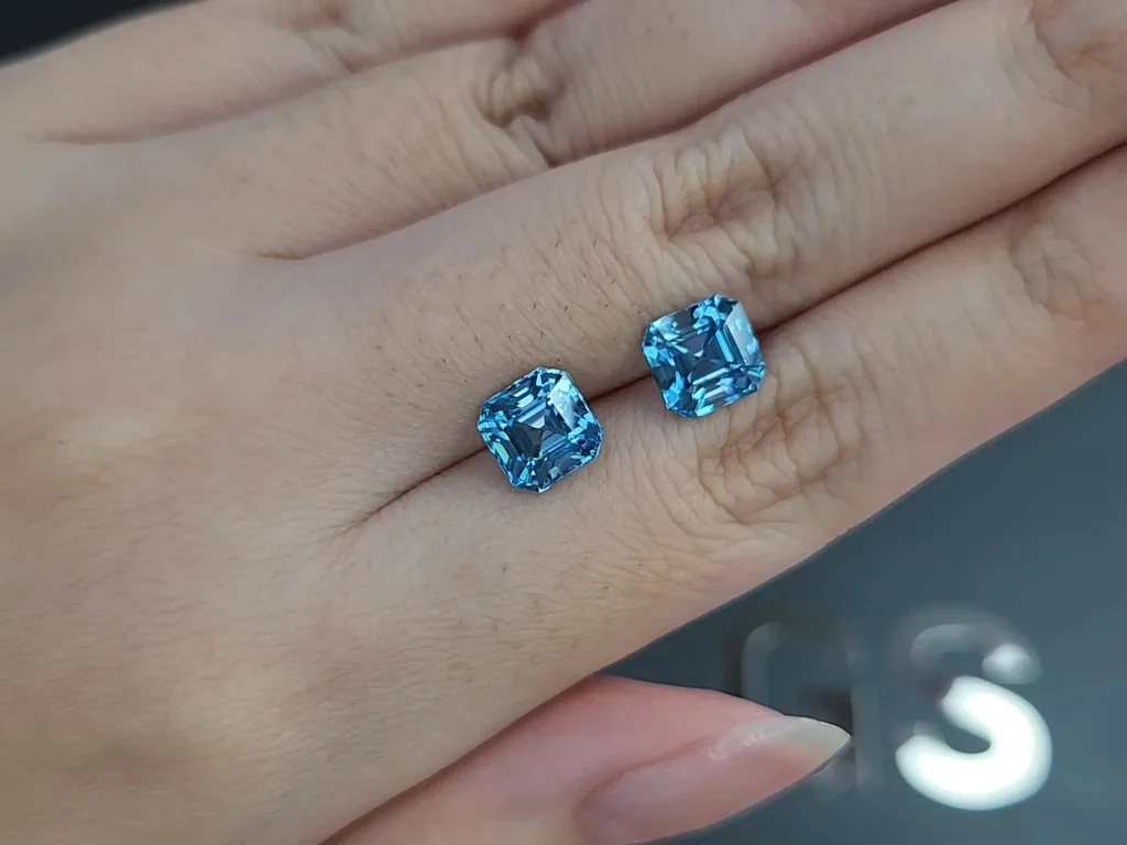 Pair of blue zircons asscher cut  6.51carats, Cambodia Image №2