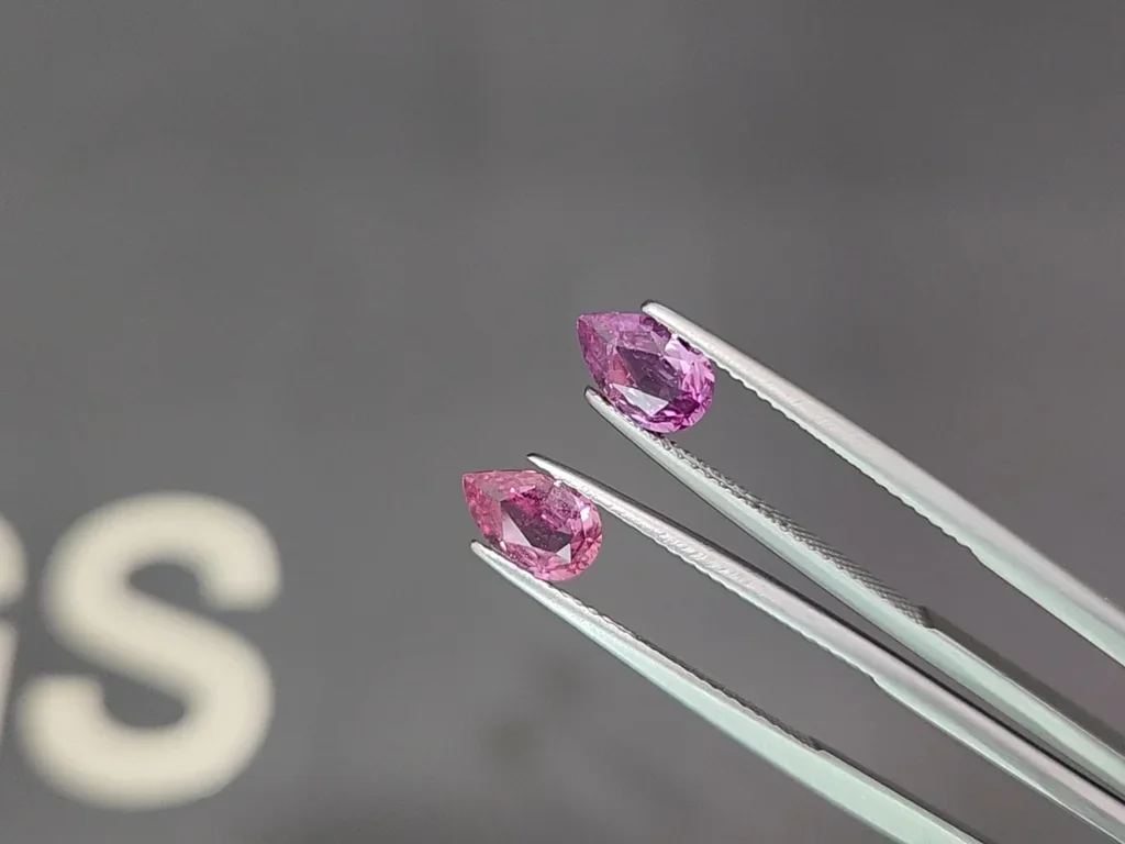 Contrasting pair of unheated pink and purple pear cut sapphires 1.87caratst, Madagascar Image №3
