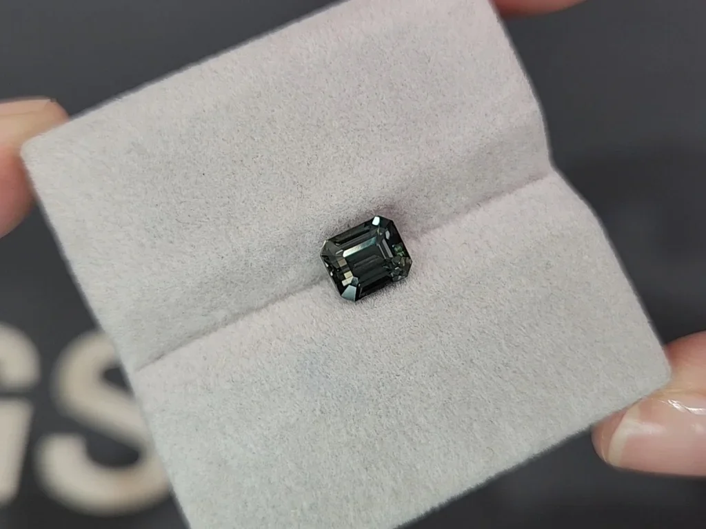 Unheated sapphireTeal octagon 2.07carats, Sri Lanka Image №4