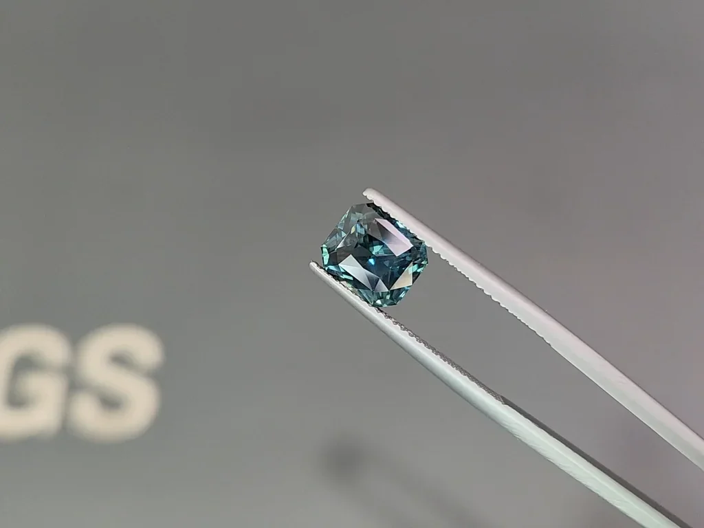 Unheated sapphire Teal radiant cut 3.02 carats, Sri Lanka Image №3