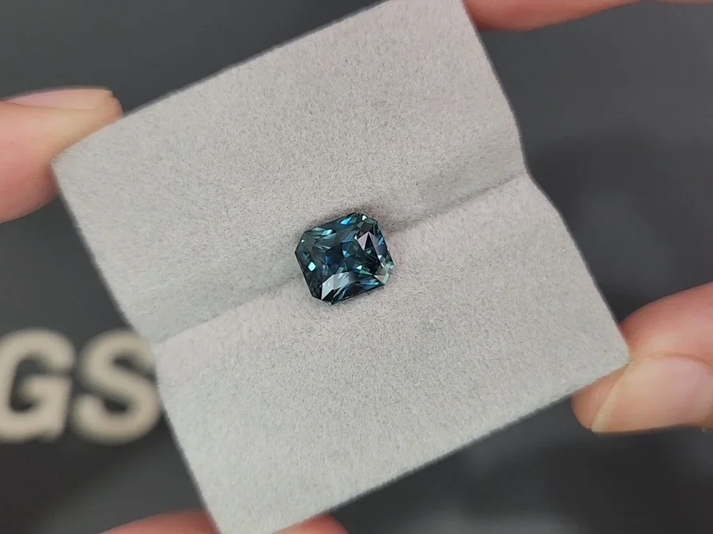 Unheated sapphire Teal radiant cut 3.02 carats, Sri Lanka Image №4