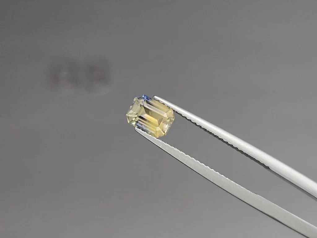 Sapphire Bi-color octagon cut 1.24 carats, Sri Lanka Image №3