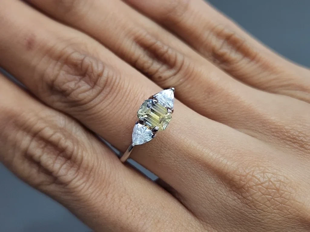 Sapphire Bi-color octagon cut 1.24 carats, Sri Lanka Image №5