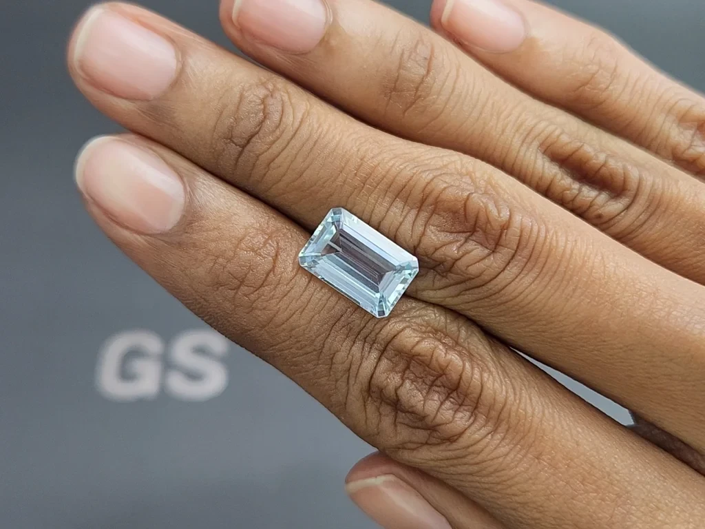 Aquamarine octagon cut  4.00 carats, Madagascar  Image №2