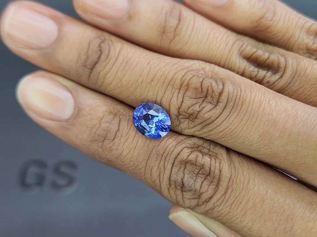 Sapphire Cornflower Blue oval cut 3.60 carats, Sri Lanka Image №2