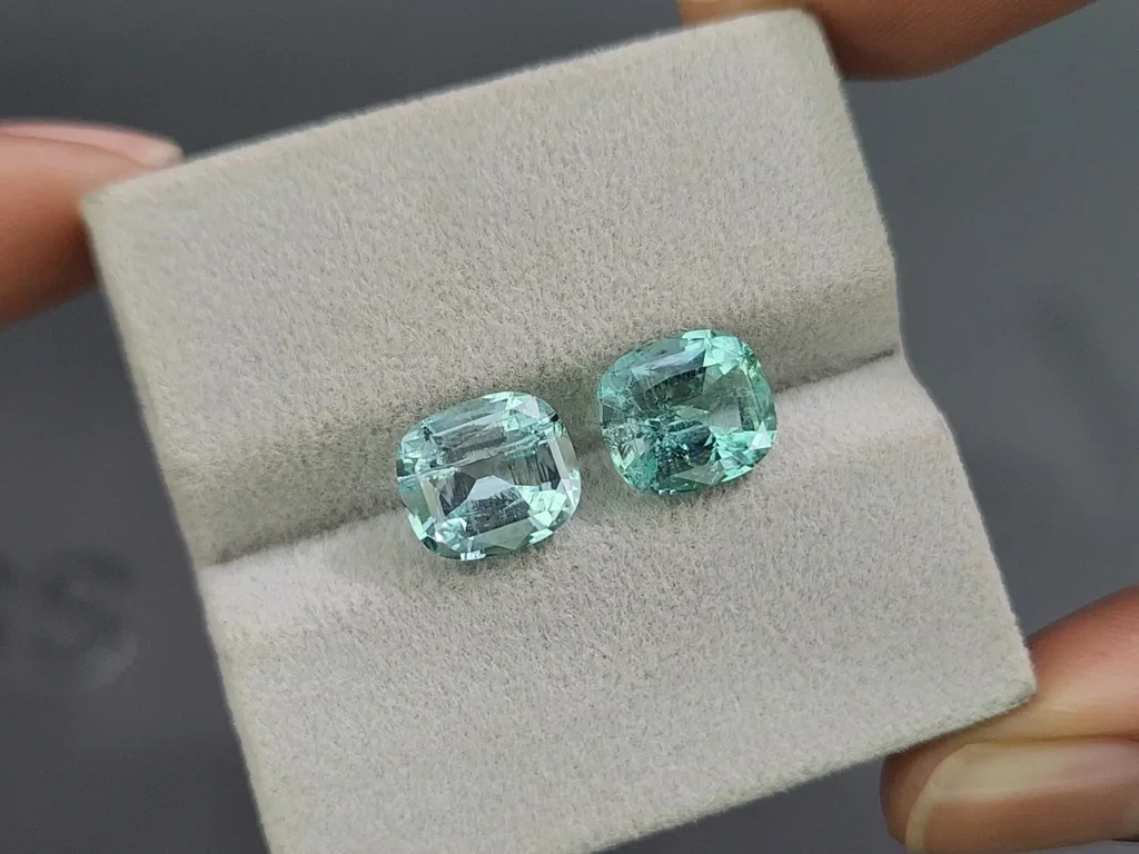 Pair of aquamarines cushion cut 5.25 carats, Madagascar  Image №4