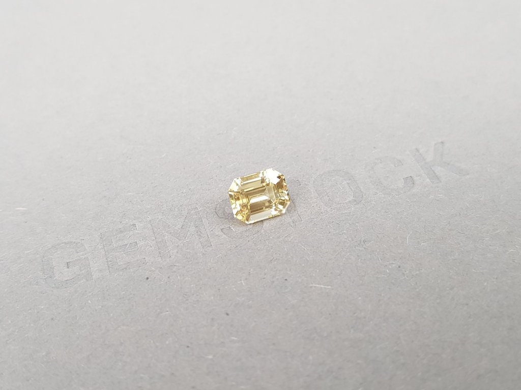 Octagon unheated yellow sapphire 1.49 ct, Sri Lanka Image №2