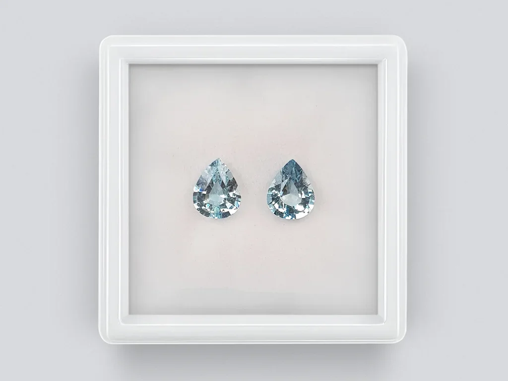 Pair of pear-cut aquamarines 1.98 carats, Africa Image №1
